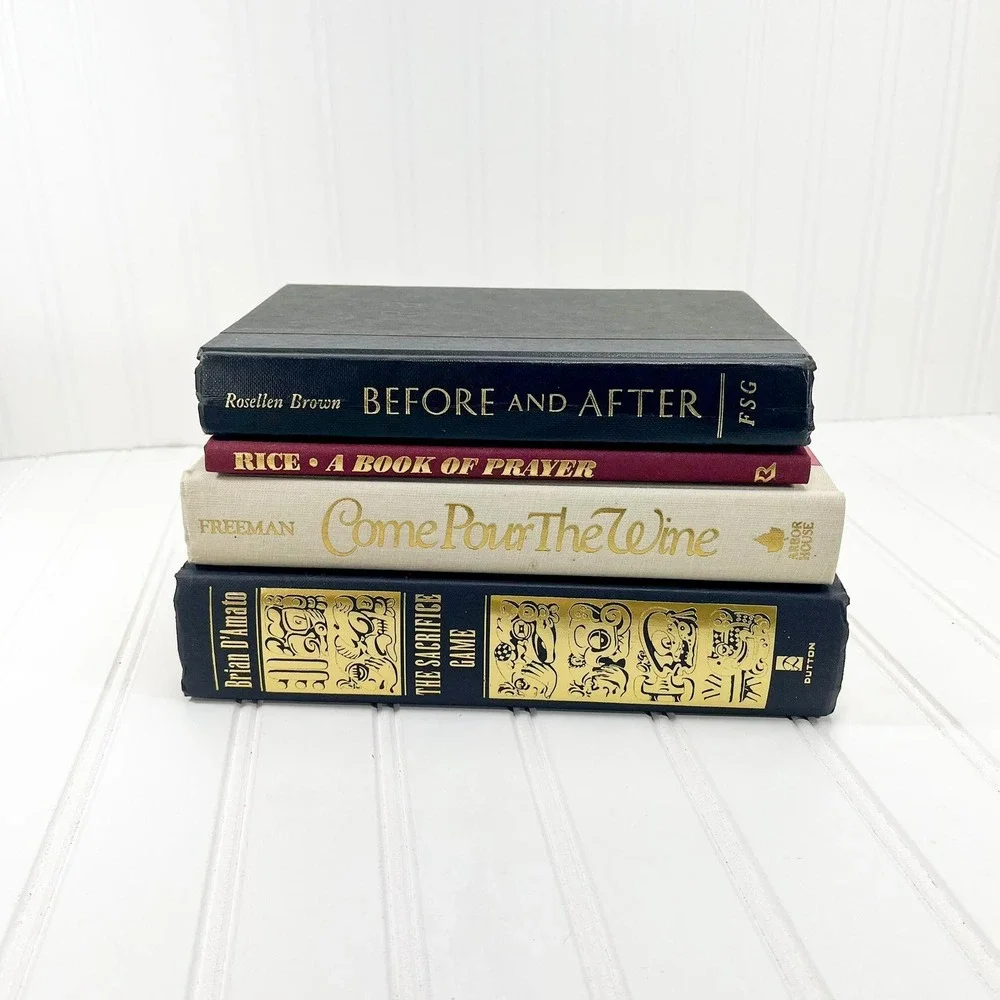 Black Decorative Book Set - Gold‎ Text Vintage Display Books